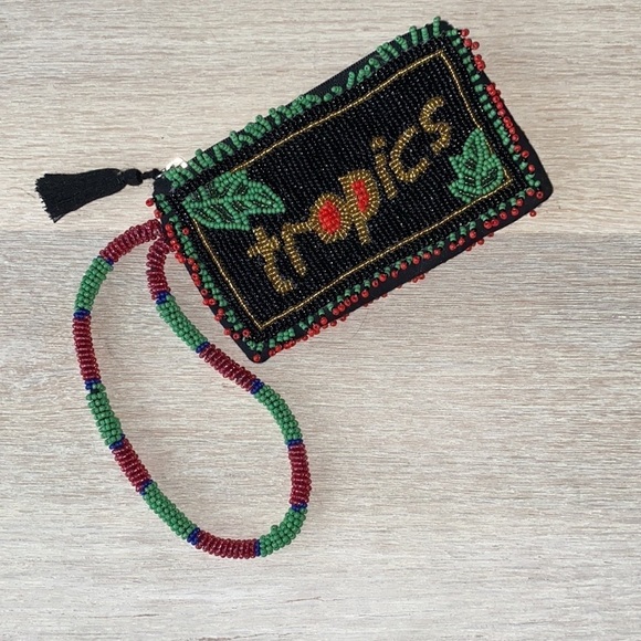 Free People Beaded Wristlet/Bag NWOT - Picture 2 of 4